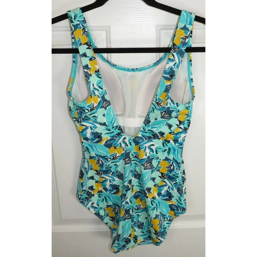 L.L.Bean Floral One Piece Swimsuit Size 10 Built In Bra Tummy Control UPF 50+